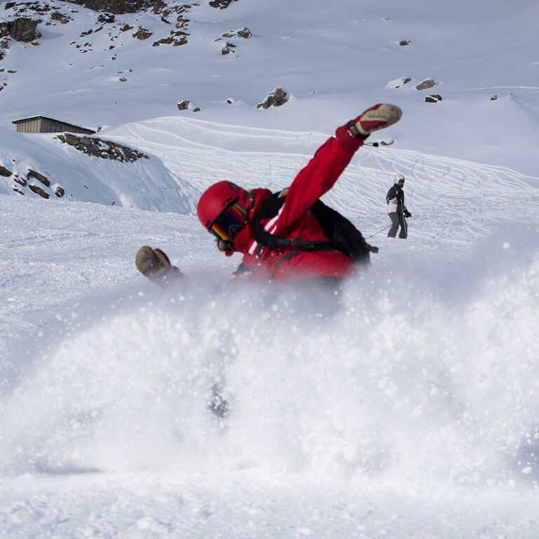 Lezioni di Snowboard a Cervinia Ride'em Ski School